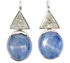 StarSapphireEarringsWithDiamondTriangles